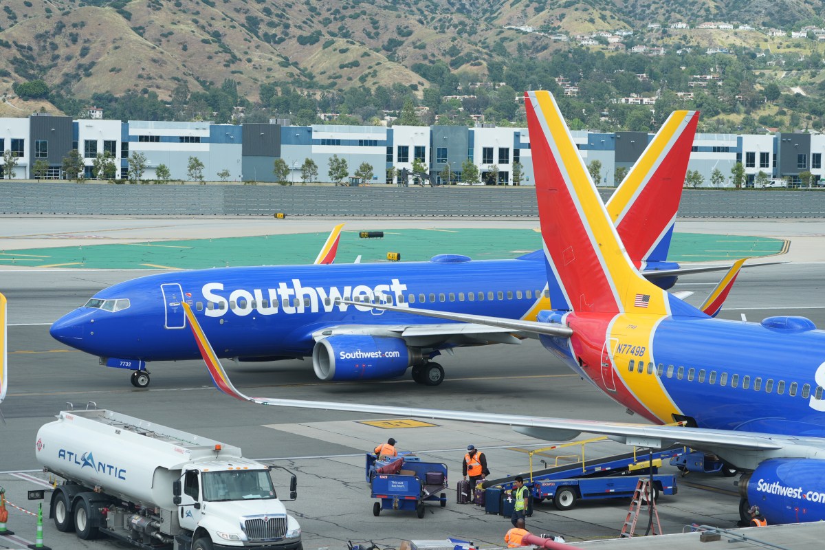 La FAA investiga incidente entre dos aviones de Southwest que estuvieron cerca de colisionar en Tennessee