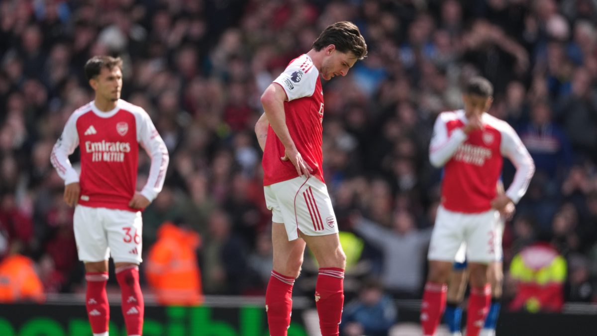 Arsenal pierde y pone en riesgo el liderato por la Premier League