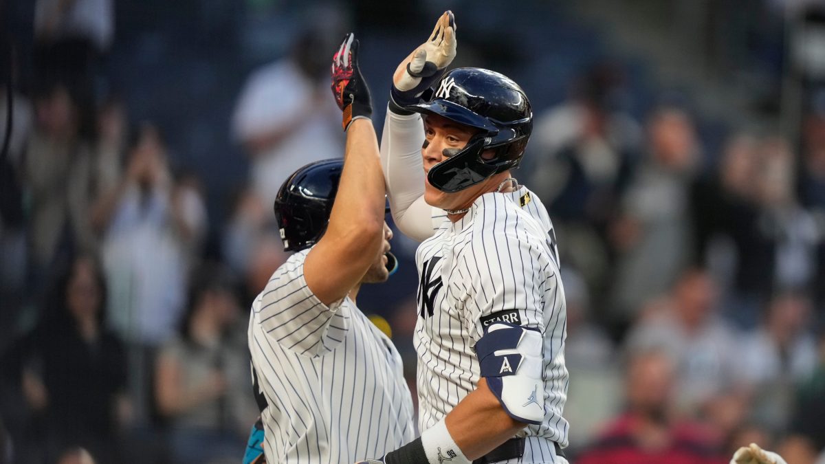 Yankees rompen racha de derrotas con show de Aaron Judge vs. Mike Trout
