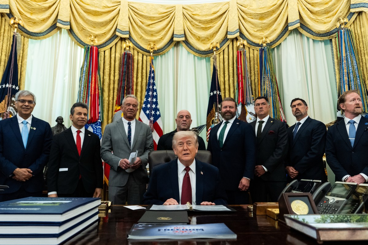 Trump exige a Irán liberar a ocho mujeres condenadas a muerte antes de negociar