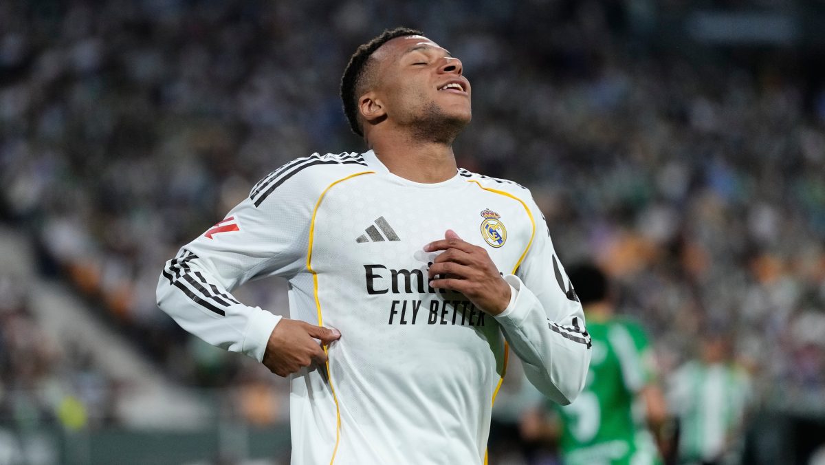 ¿Peligra el Mundial? Mbappé salió lesionado del empate del Real Madrid