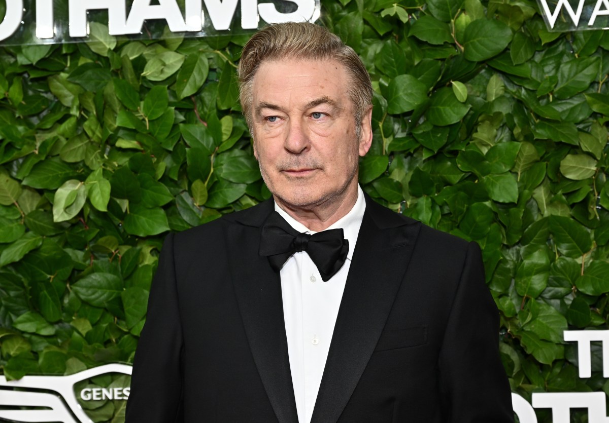 Alec Baldwin afirma que quiere retirarse tras la tragedia de “Rust”