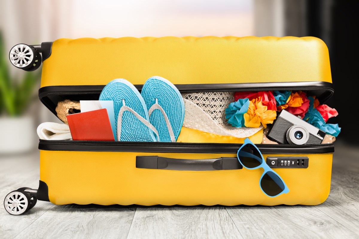 El objeto más sucio al viajar: estudio revela el verdadero foco de bacterias