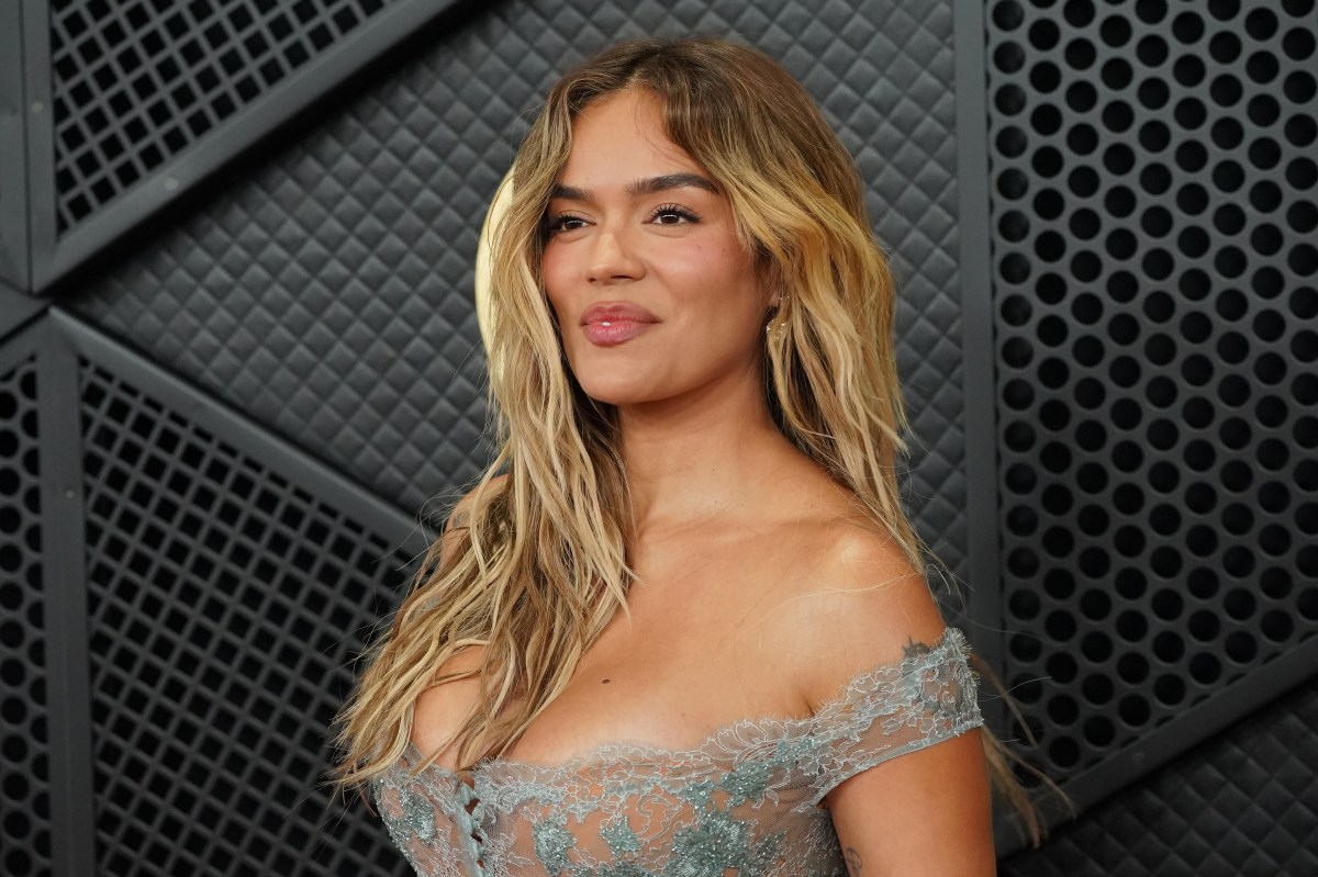Karol G habla por primera vez sobre su ruptura con Feid: “Estoy dejando todo atrás”