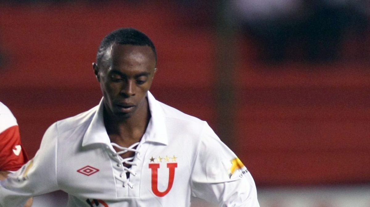 Exfutbolista ecuatoriano Christian Lara golpeado por ciudadanos en medio de su detención