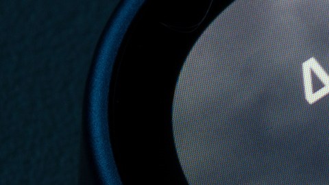 Los 8,000 despidos de Meta son la señal más visible de una transformación en el empleo tecnológico.