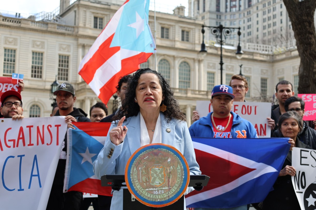 Entrevista: concejal de NYC Alexa Avilés cataloga de “paraíso” para ricos proyecto Esencia en Cabo Rojo, Puerto Rico