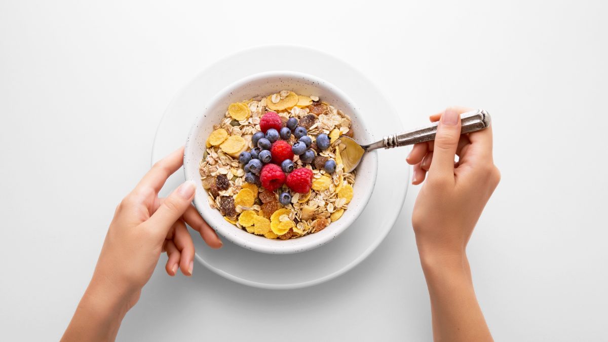 ¿Cereal o leche primero? Un experto revela el secreto para el desayuno perfecto