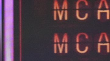 La cantante sorprendió con enormes escenografías y apariciones que descolocaron al público