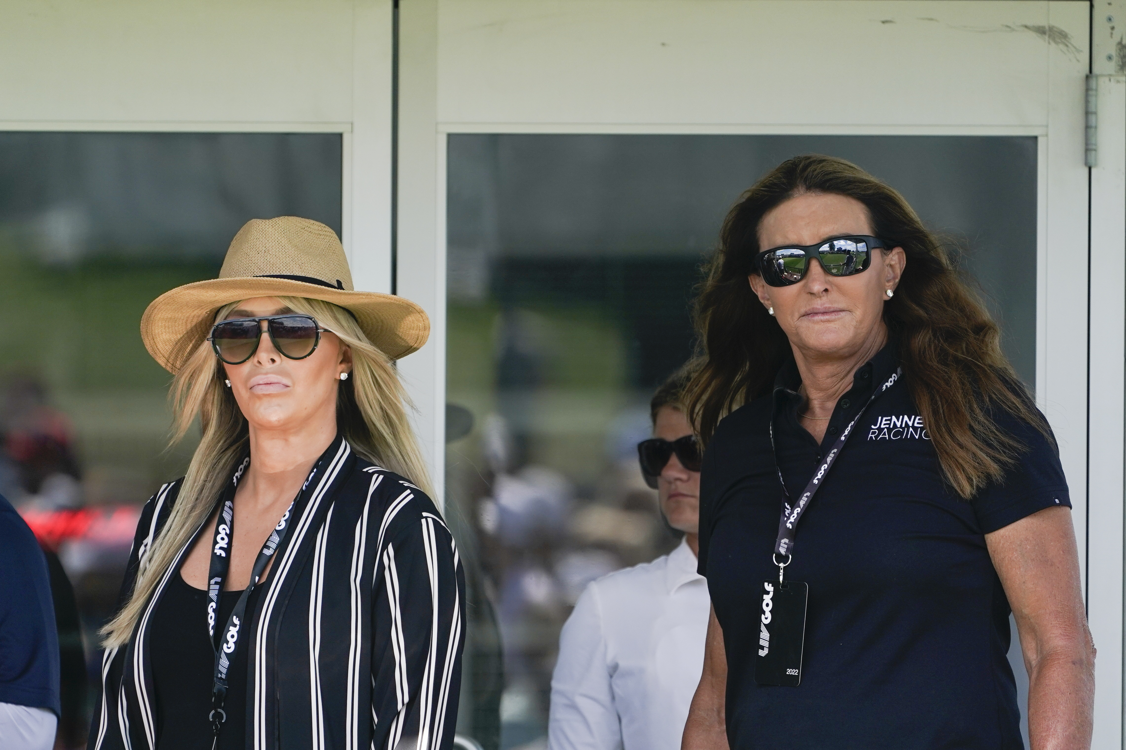 Caitlyn Jenner afirma que su amiga Sophia Hutchins le debía una millonaria suma antes de morir