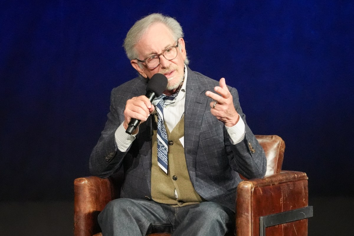 Steven Spielberg promete que “Disclosure Day” no será su última película