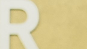 Supriya Ganesh interpreta a la doctora Samira Mohan en la serie.