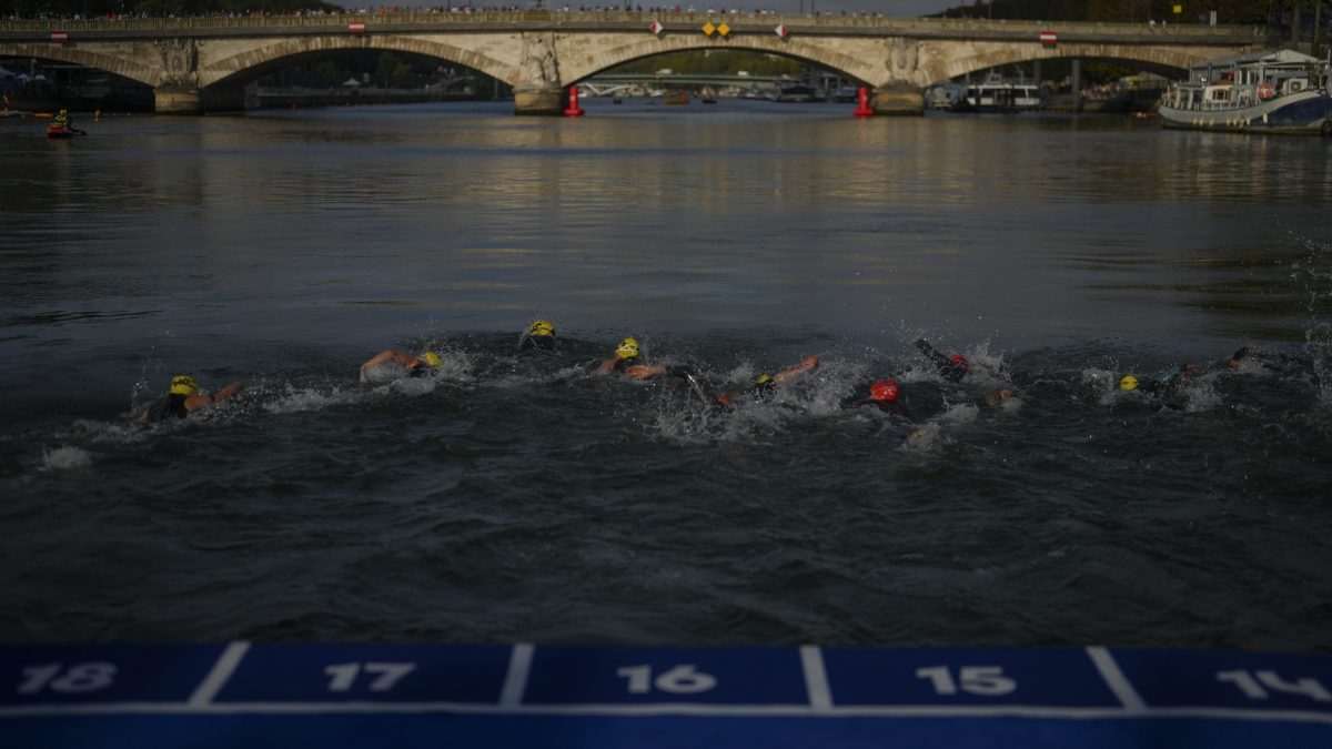 Triatleta brasileña murió ahogada en el lago Woodlands durante el Ironman de Texas