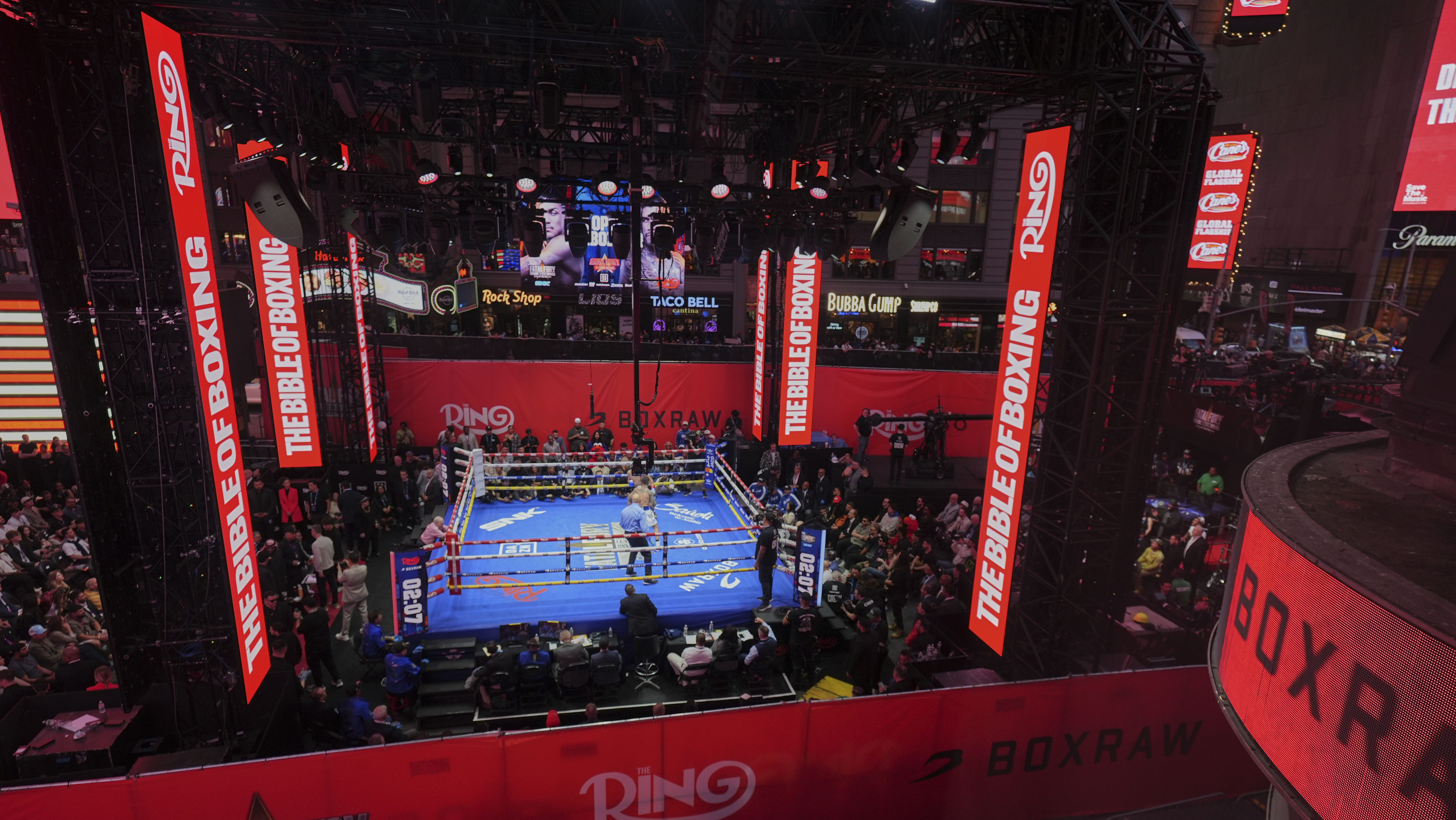 Termino Box Pelea de boxeo en Turquía terminó en batalla campal con varios heridos ...