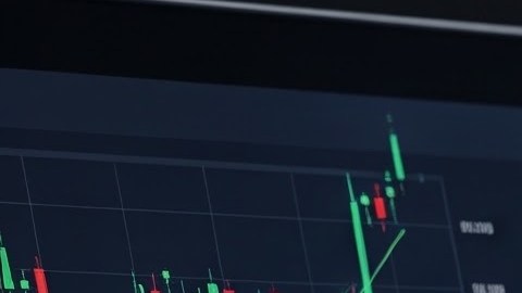 Los estafas de confianza suelen dirigirse a las víctimas a través de anuncios, redes sociales, apps de citas, o mensajes de texto no solicitados.