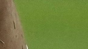 Kylian Mbappé, jugador del Real Madrid, yace en el césped tras lesionarse durante el partido de vuelta de los cuartos de final de la Liga de Campeones entre el Bayern de Múnich y el Real Madrid, disputado en Múnich, Alemania, el miércoles 15 de abril de 2026.