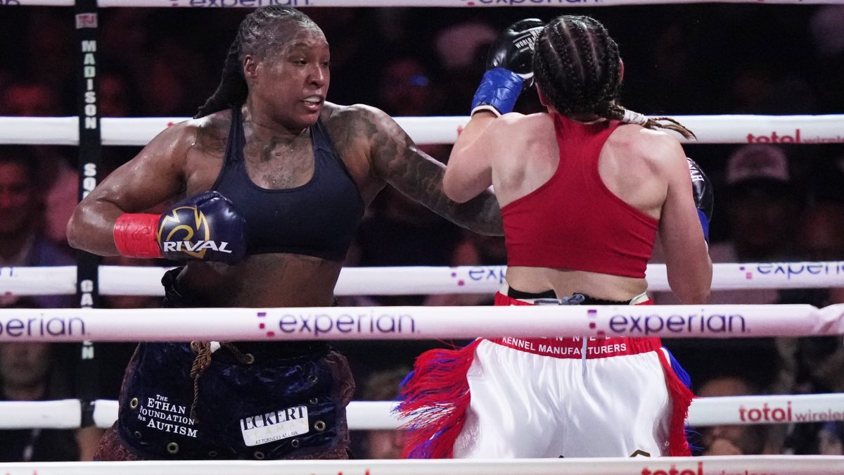 Boxeadora Shadasia Green en cuidados intensivos tras sufrir hemorragia cerebral en plena pelea