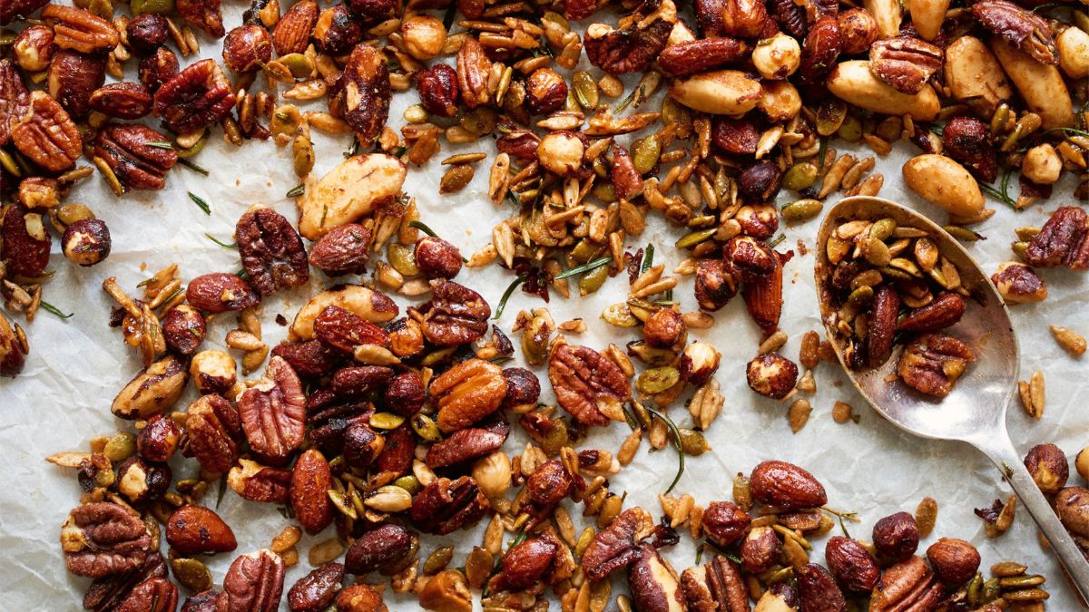 Receta de frutos secos especiados: cómo potenciar su proteína y reducir la inflamación
