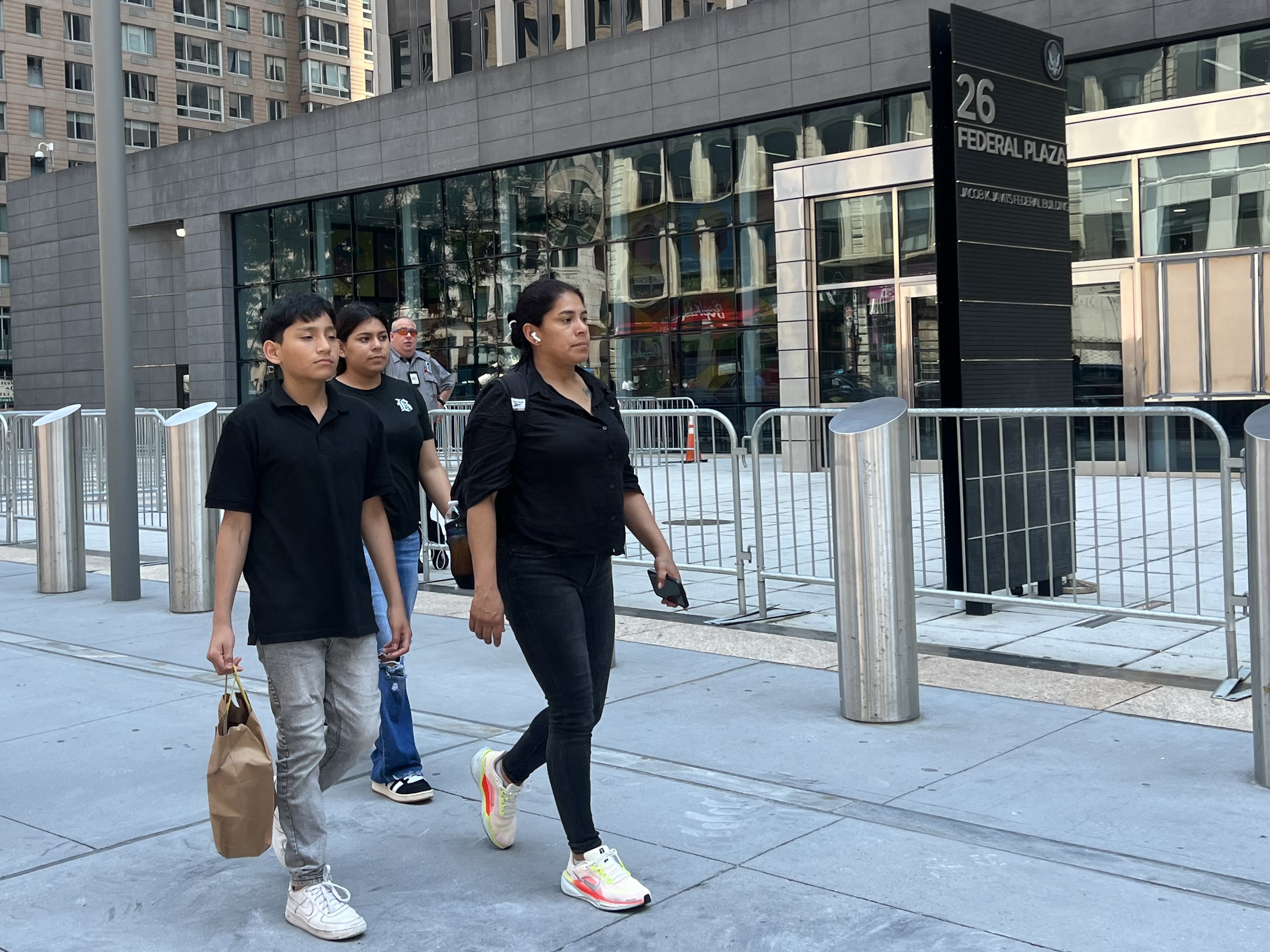 Four Immigrants Detained at Federal Plaza During Congressional Visit, Transparency Remains Elusive