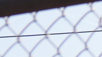 Menéndez manifestó sentirse conmovido por los continuos esfuerzos de los detenidos por organizarse y defender sus derechos.