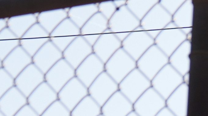 Menéndez manifestó sentirse conmovido por los continuos esfuerzos de los detenidos por organizarse y defender sus derechos.