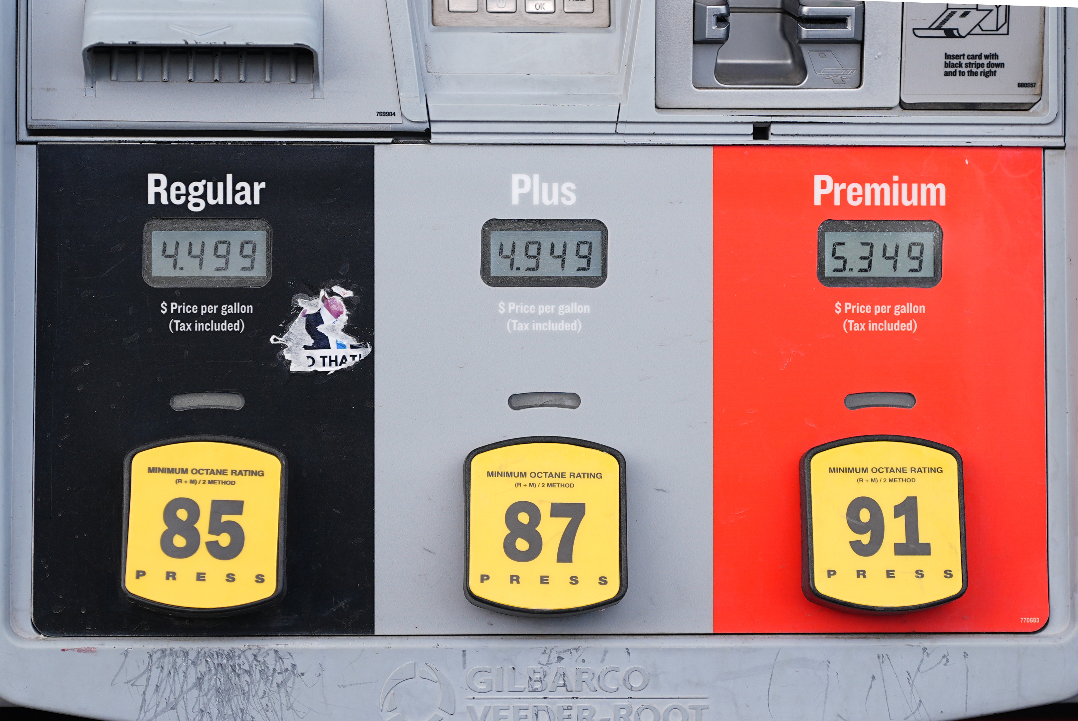 Gasolina: gobierno de Trump evalúa suspender el impuesto para reducir ...
