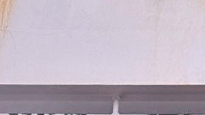 Los pasajeros observan cómo otros desembarcan del crucero MV Hondius, afectado por el hantavirus, en el puerto de Granadilla, en Tenerife, Islas Canarias, España, el domingo 10 de mayo de 2026.