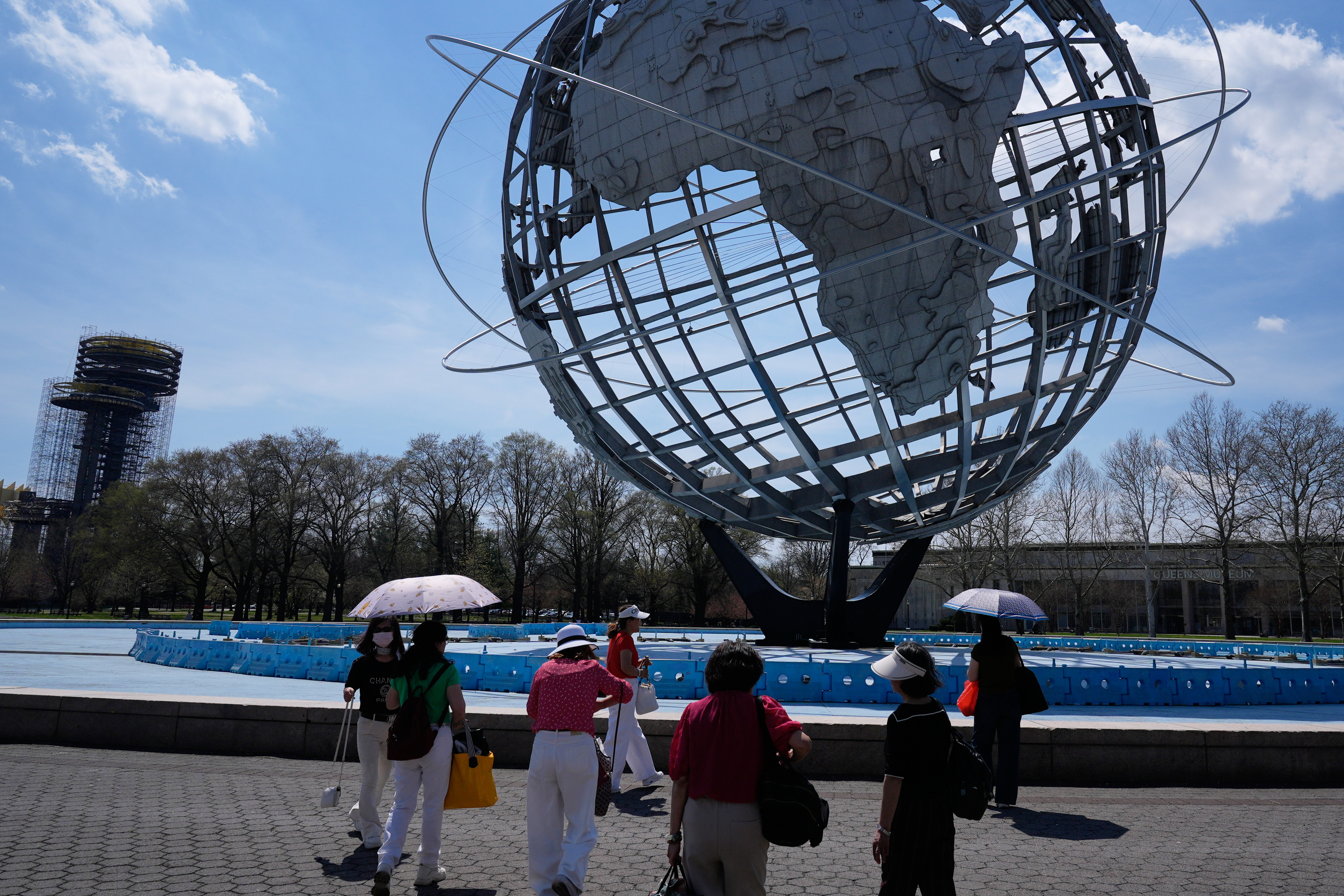 NYC Braces for June Heat and Air Alerts, Relief Slated to Arrive Thursday