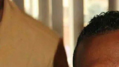 La demanda de De la Cruz califica los esfuerzos de la ciudad para mejorar la capacitación en respuesta a crisis de salud mental como "lamentablemente inadecuados e ineficaces".