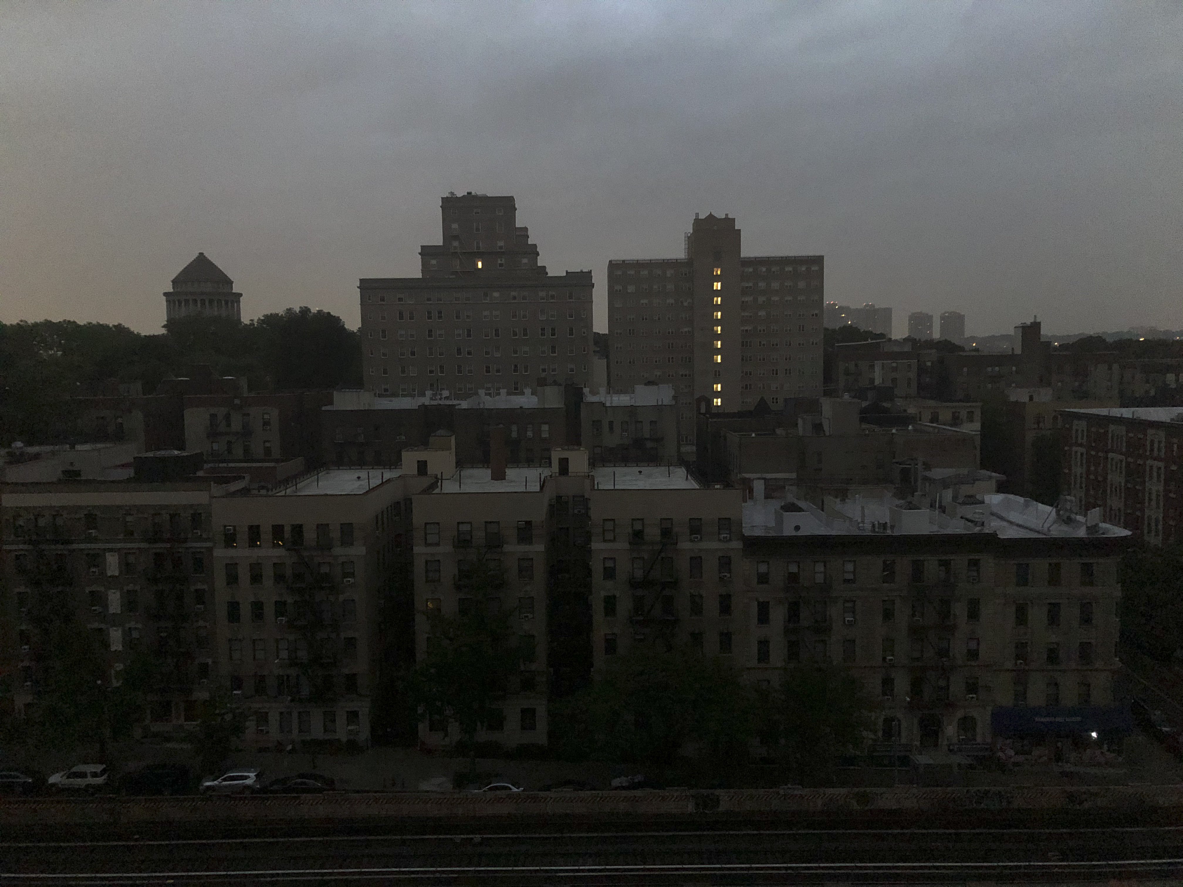 New York Grid Faces Record-Low Summer Reserves as Old Infrastructure Feels the Heat