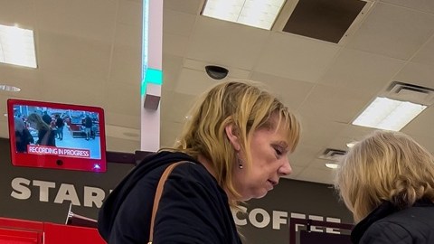 El reemplazo de 500,000 carritos en Target es parte de una estrategia para recuperar el atractivo de la experiencia en tienda.