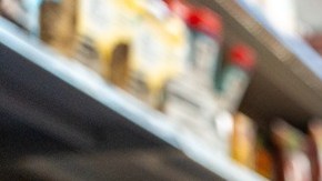 El reporte de Walmart es una señal de que el dinero disponible de los hogares se agota más rápido de lo previsto.