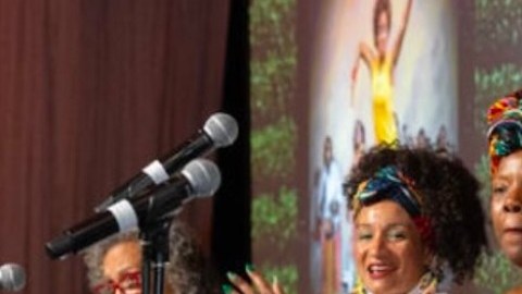 Espectáculo del grupo de bomba Legacy Women