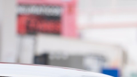 Los $857 adicionales al año en gasolina, sumados a la inflación en alimentos y vivienda, son una prueba de la dificultad financiera actual.