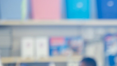 Muchas familias hispanas ya sienten en el día a día un incremento generalizado de precios.