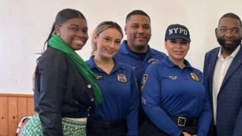 Armas entregadas de manera voluntaria en Queens, NYC.