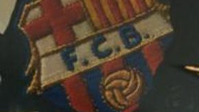 El entrenador del Barcelona Hansi Flick junto al presidente del FC Barcelona, Rafael Yuste (d), y el presidente electo del club, Joan Laporta (i), tras el acto de la renovación de su contrato por una temporada más, hasta el 30 de junio de 2028. EFE/ F Barcelona SÓLO USO EDITORIAL/SOLO USO PERMITIDO PARA ILUSTRAR LA NOTICIA QUE APARECE EN EL PIE DE FOTO (CRÉDITO OBLIGATORIO)