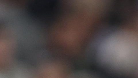 Pedro Porro, del Tottenham, hace un gesto tras ganar el partido de la Premier League inglesa entre el Aston Villa y el Tottenham Hotspur, en Birmingham, Gran Bretaña, el 3 de mayo de 2026.