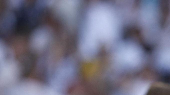 Joao Palhinha, del Tottenham, celebra con sus compañeros tras marcar el gol que puso el 1-0 en el marcador durante el partido de la Premier League inglesa entre el Tottenham Hotspur y el Everton FC, en Londres, Gran Bretaña, el 24 de mayo de 2026.