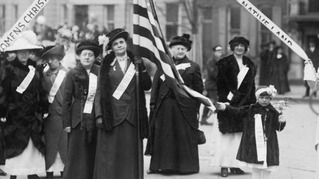 Carrie Nation: la mujer que luchó contra el alcohol con su hacha en EE.UU.