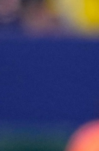 Enner Valencia, de Ecuador, izquierda.