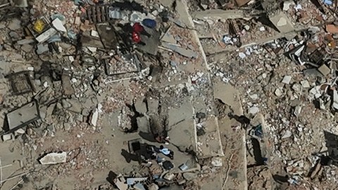 Fallecidos por los terremotos en Venezuela superan los 1,400 mientras continúan las labores de rescate
