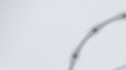 Gobierno de Trump evalúa vender megacentros de detención y aviones adquiridos por ICE