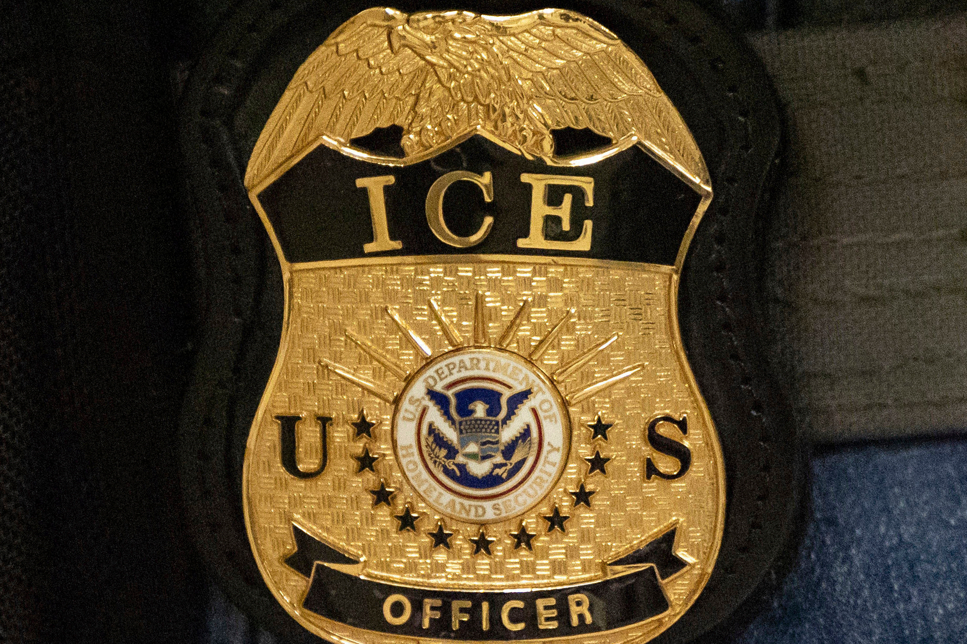 ICE flexibiliza normas en centros de detención y amplía uso de IA