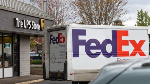UPS, FedEx y DHL devolverán $1,000 millones en aranceles: quién recibe ...