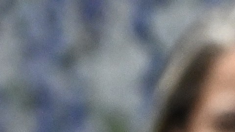 Sabrina Carpenter denunció el acoso del sujeto en su residencia.