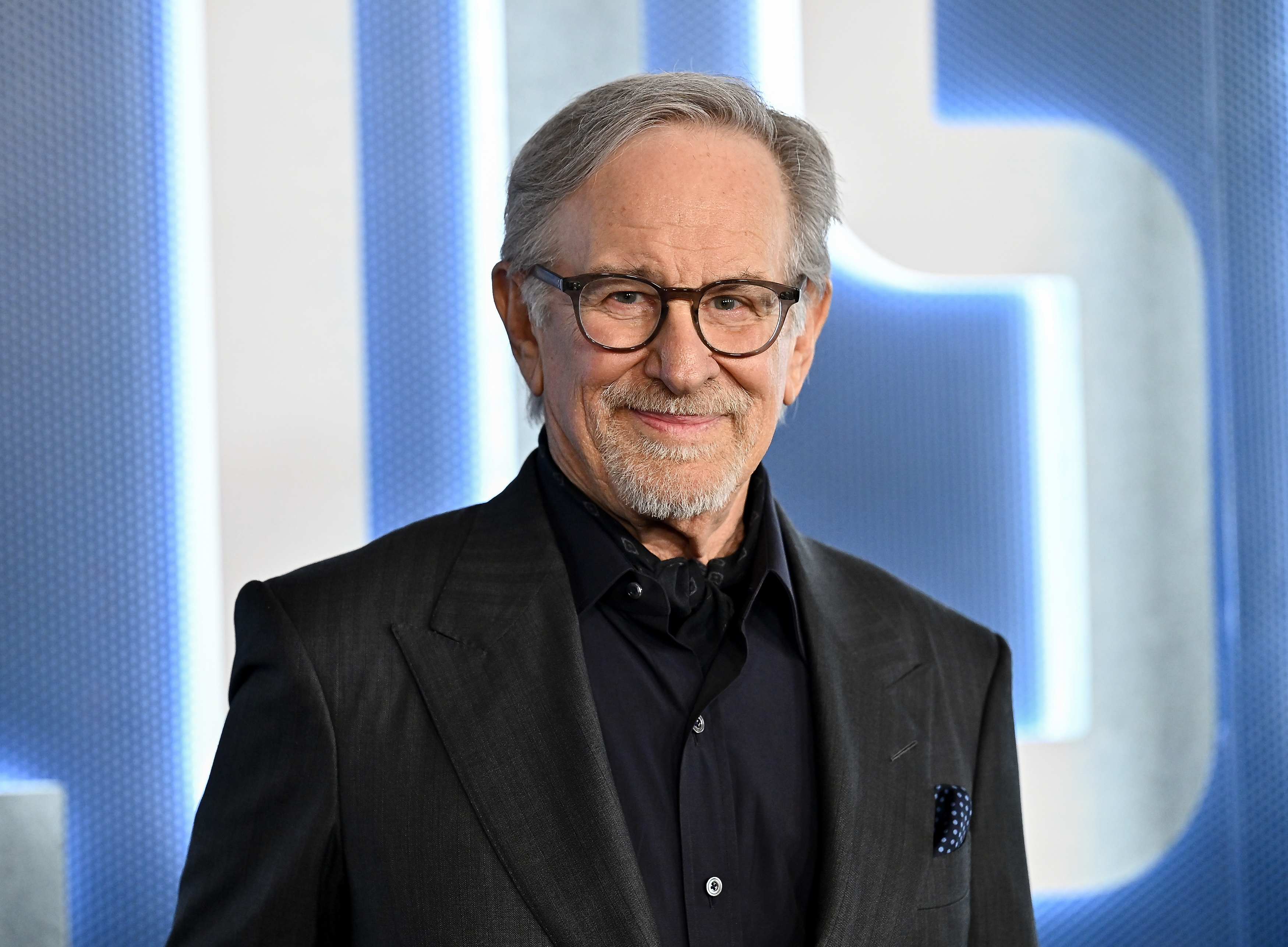 Steven Spielberg revela que le negaron dirigir James Bond dos veces
