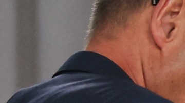 Trump refuerza sus críticas contra Meloni tras polémica por foto durante la cumbre del G7