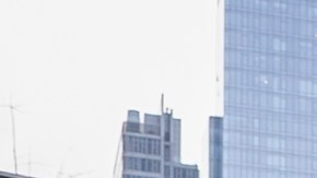 Nueva York propone ampliar carriles exclusivos para autobuses y bicicletas en la sexta avenida de Manhattan