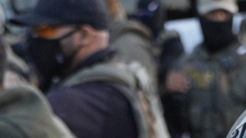 Los agentes de ICE podrían aplicar la política de deportaciones aceleradas.